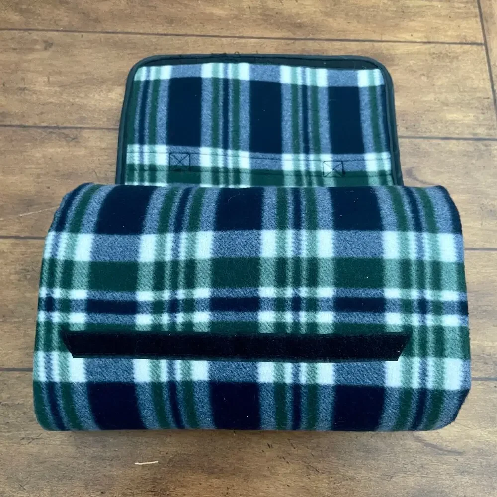 Blanket Throw With Carry Handle Cozy Warm Blue Green Plaid‎ 46 x 52